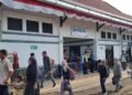 Hari Terakhir Libur Lebaran, Arus Balik di Stasiun Batang Masih “Seksi”