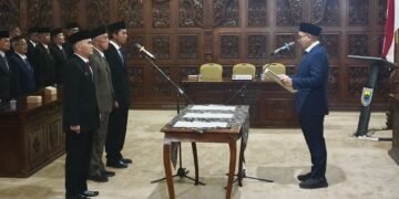 Isi Pejabat Tinggi, Bupati Batang Lantik 3 Pejabat, Dengan Tekankan Integritas dan Kinerja