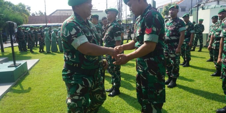 Komandan Kodim Pimpin Upacara Kenaikan Pangkat, Jadikan Motivasi Dan Inspirasi Mantapkan Etos Kerja