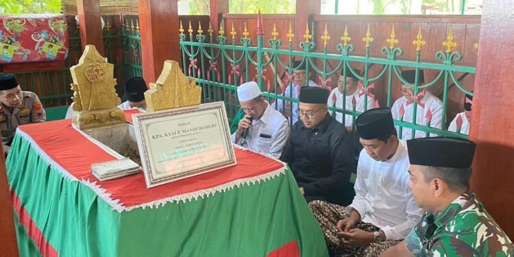 Ziarah Makam Bupati Pertama, Rangkaian Awal Peringatan HUT Ke-60 Kabupaten Batang