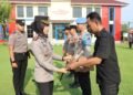 Apresiasi Dedikasi, Kapolres Batang Beri Penghargaan Personel Polsek Bandar dan Warga Berprestasi
