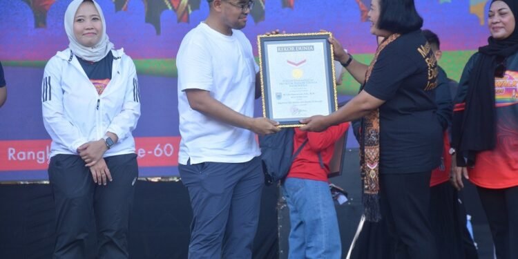 Pemkab Batang Ukir Rekor MURI, Tari Babalu 1.000 Penari dan 10.000 Liter Minyak Jelantah