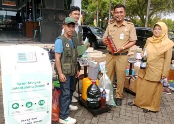 Pengumpulan Minyak Jelantah di Batang Raih Rekor MURI, Hasilkan Cuan Rp90 Juta Untuk Bioavtur