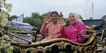 Berbusana Ala Jogja, Bupati Faiz Wacanakan Batang Kembali ke Era Mataraman