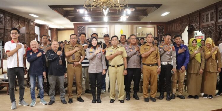 Kapolres Veronica Dorong Generasi Muda Berprestasi Lewat Turnamen E-Sports Batang