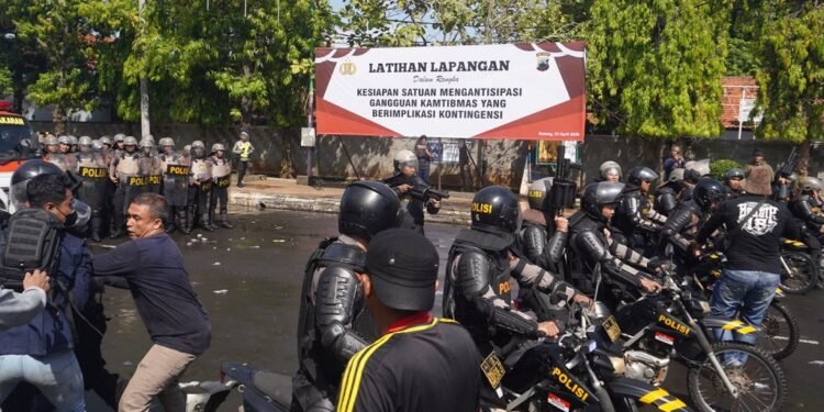 Polres Batang Gelar Latihan Pengamanan, Antisipasi Gangguan Kamtibmas Jelang May Day