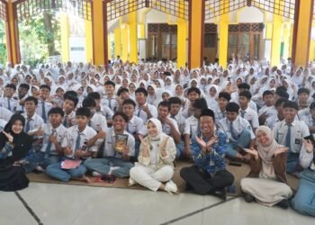 Lewat Goes to School, Faelasufa Tekankan Mental Tangguh dan Kerja Keras