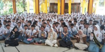 Lewat Goes to School, Faelasufa Tekankan Mental Tangguh dan Kerja Keras