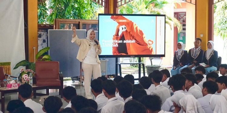 Lewat Goes to School, Faelasufa Tekankan Mental Tangguh dan Kerja Keras