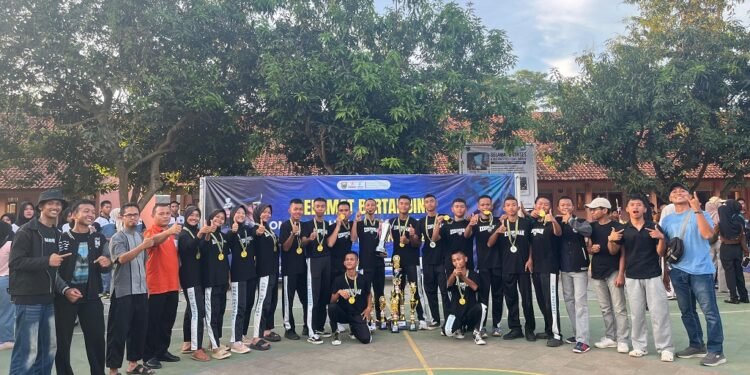 Passkara SMKN 1 Warungasem Juara Umum LOBB Kejurkab