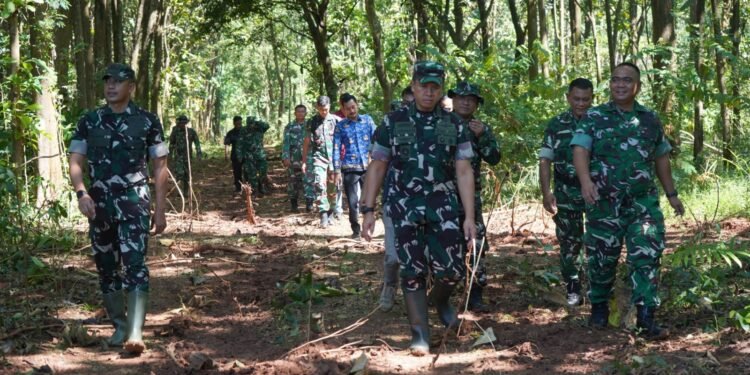 Danrem 071/Wijayakusuma Tinjau Lokasi Pembangunan Yonif TP di Batang
