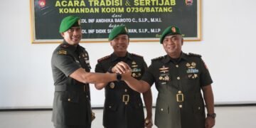 Danrem 071/Wijayakusuma Pimpin Sertijab Dandim 0736/Batang