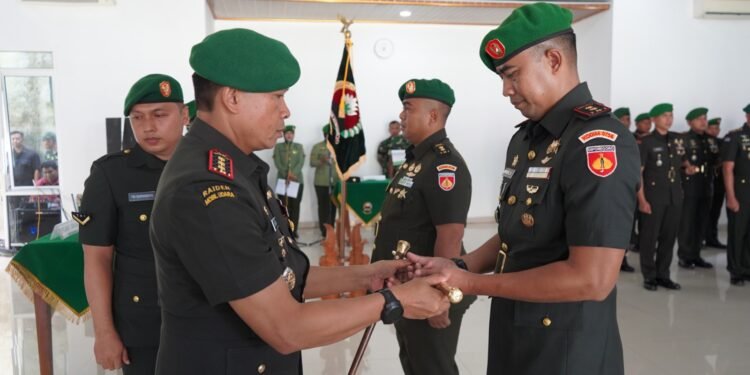 Danrem 071/Wijayakusuma Pimpin Sertijab Dandim 0736/Batang