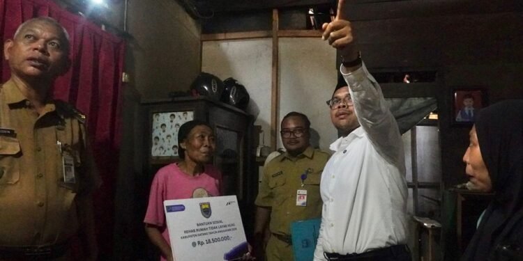 Pemkab Batang Salurkan Bantuan RTLH, Hampir 600 Rumah Warga Ditargetkan Dibedah