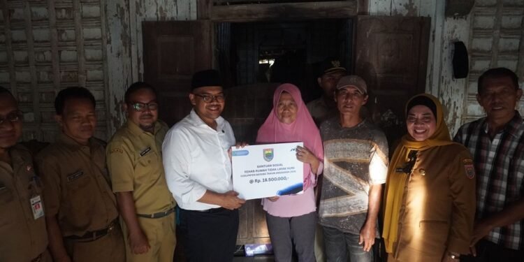 Pemkab Batang Salurkan Bantuan RTLH, Hampir 600 Rumah Warga Ditargetkan Dibedah