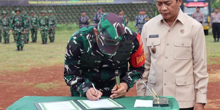 Penutupan TMMD Dandim 0736/Batang Bacakan Amanat Pangdam IV/Diponegoro