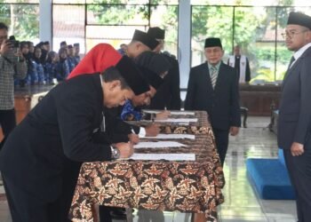 Bupati Batang Rotasi Puluhan Pejabat, Kinerja Jadi Sorotan