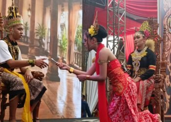 Tampilkan Seni Ketoprak, SMP 4 Batang Bersiap Menuju Sekolah Budaya