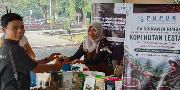 Bangun Jejaring Nasional, KUPS Perempuan Batang ikuti Seminar Internasional