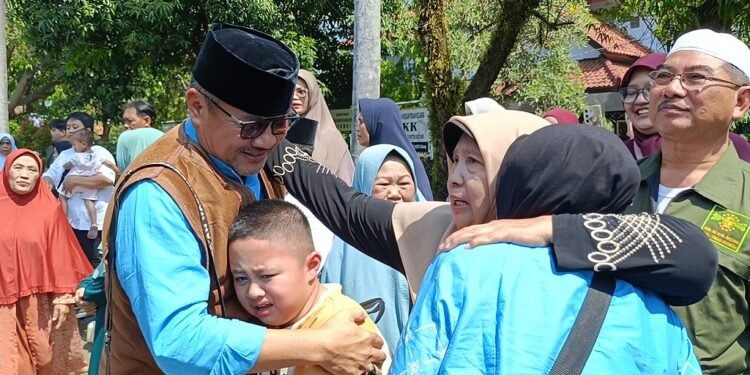 Suasana Haru Iringi Kedatangan Jemaah Haji Batang dari Baitullah  ‎‎