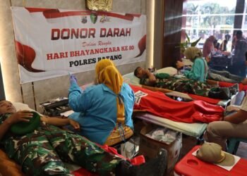 Aksi Kemanusiaan Polres Batang di Hari Bhayangkara ke-80, 103 Pendonor Sumbangkan Darahnya
