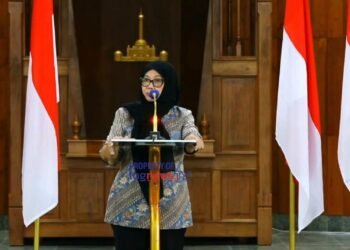 Satu-satunya Perempuan dari 14 Pembicara, Dr. Kartini Apresiasi Pendidikan Kemandirian di Al-Zaytun