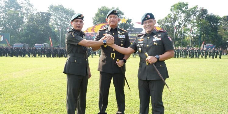 Pangdam IV/Diponegoro Pimpin Sertijab Danyonif 400/Banteng Raiders, Tegaskan Semangat Juang dan Kehormatan Prajurit Raider