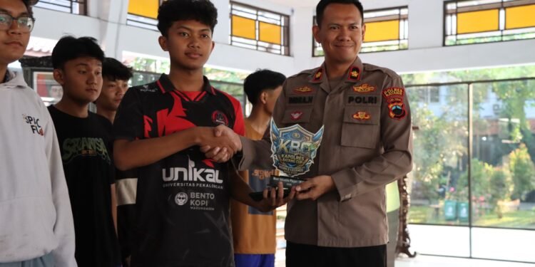 Ratusan Remaja Ramaikan Mobile Legends Kapolres Batang Cup 2026, Juara 1 dan 2 Melaju ke Tingkat Polda Jateng
