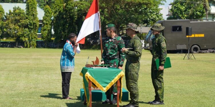 Yonif 410/Alugoro berhasil merebut hati 37 OPM kembali ke NKRI