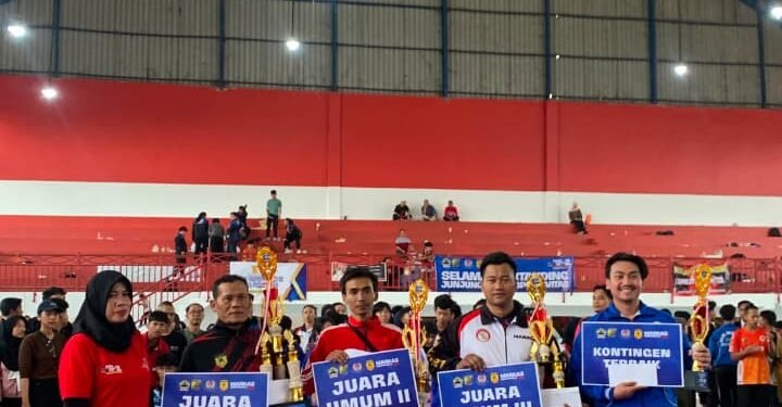 Borong 35 Medali, Tim Karate Bhayangkara Polres Batang Sabet Juara Umum 2 di Piala Walikota Pekalongan