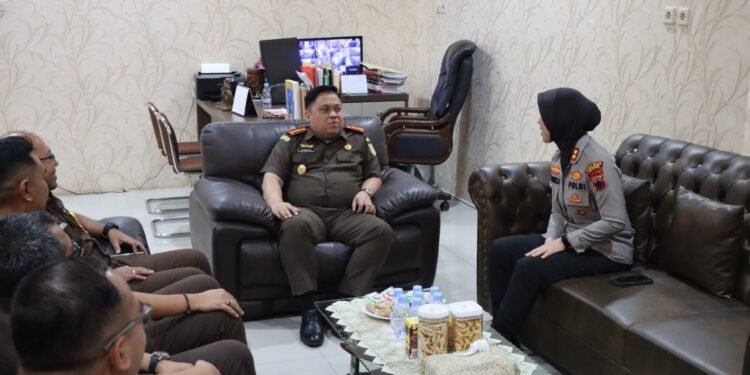 Perkuat Sinergitas Antar Penegak Hukum, Kapolres Batang Sambangi Kejaksaan Negeri untuk Jaga Kondusifitas Wilayah Batang