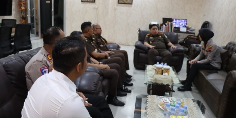 Perkuat Sinergitas Antar Penegak Hukum, Kapolres Batang Sambangi Kejaksaan Negeri untuk Jaga Kondusifitas Wilayah Batang
