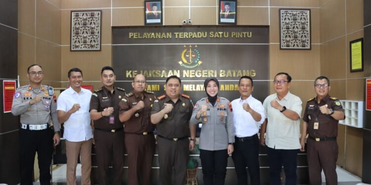 Perkuat Sinergitas Antar Penegak Hukum, Kapolres Batang Sambangi Kejaksaan Negeri untuk Jaga Kondusifitas Wilayah Batang