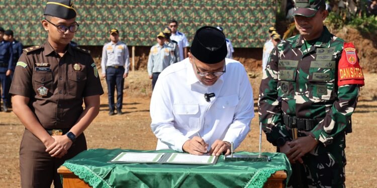 Bupati Batang Resmi Buka TMMD Sengkuyung Tahap III Desa Toso