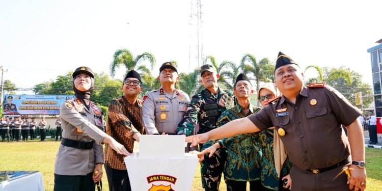 Kapolda Jateng Resmikan Polresta Batang, Siap Jawab Tantangan Kawasan Industri