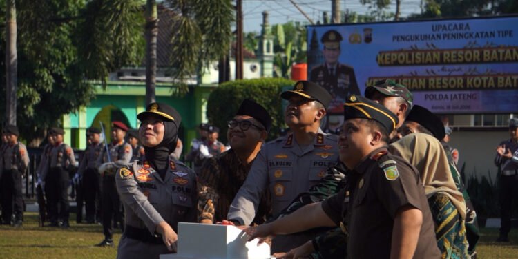 Kapolda Jateng Resmikan Polresta Batang, Siap Jawab Tantangan Kawasan Industri