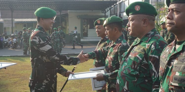 Anggota Pindah Satuan, Dandim Pimpin Langsung Tradisi Upacara Pelepasan