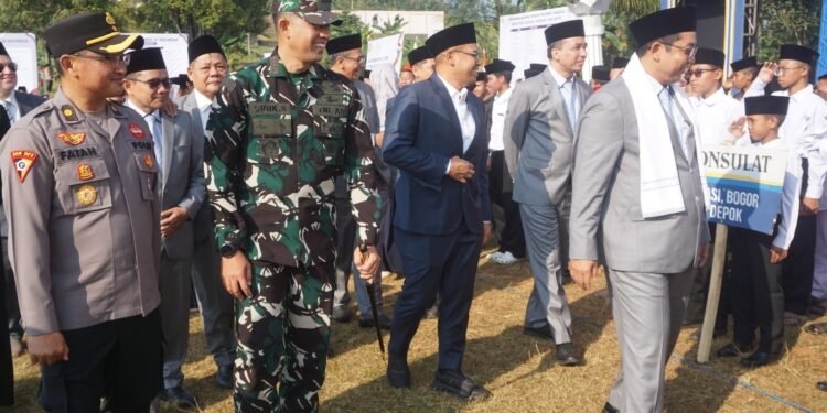 Dandim Hadiri Apel Tahunan Pekan Perkenalan Kutbatul Arsy Pondok Pesantren Modern Tazaka