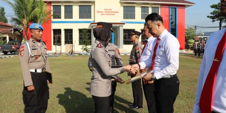 Borong Emas Karate hingga Gagalkan Tawuran, 5 Anggota Polresta Batang Diganjar Penghargaan Spesial!