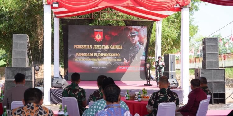 Tingkatkan Kesejahteraan dan Aksesibilitas Warga, Pangdam IV/Diponegoro Resmikan Jembatan Garuda Secara Serentak
