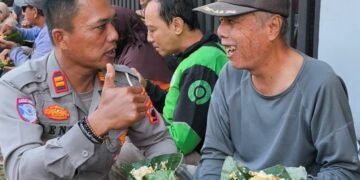 Dekatkan Diri dengan Masyarakat, Satlantas Polresta Batang Gelar Aksi “Sarapan Pagi Bersama Warga