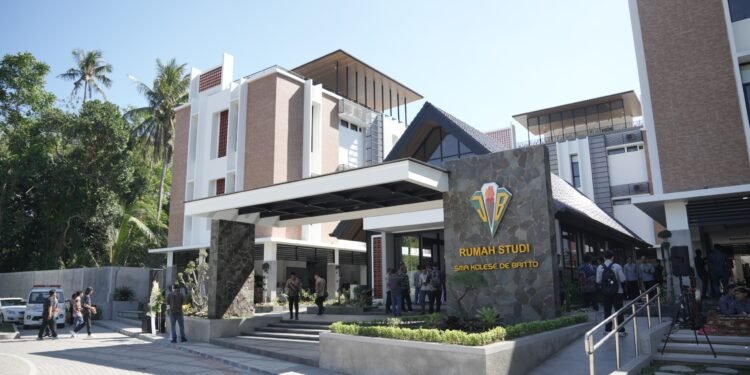 Gubernur DIY Resmikan Laboratorium Alam SMA Kolese De Britto di Kalurahan Trimulyo