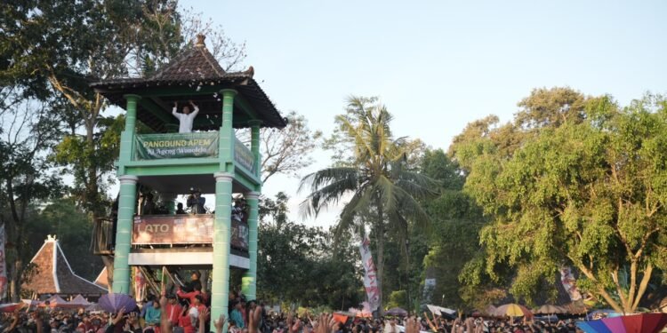 Upacara Adat Saparan Ki Ageng Wonolelo ke-59, 1,5 Ton Kue Apem Disebar Ke Warga