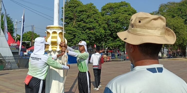 Serka Mohammad Ramli Latih Fisik dan Kedisiplinan Para Calon Paskibra