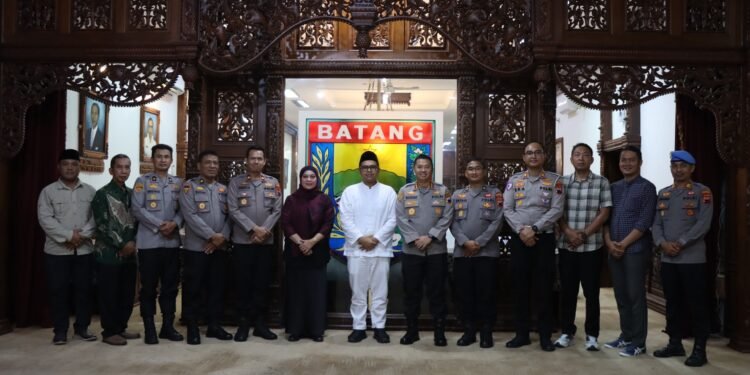 Hari Pertama Bertugas, Kapolresta Batang Kombes Pol Warsono Sowan ke Bupati dan Kejari Perkuat Sinergi Keamanan serta Investasi