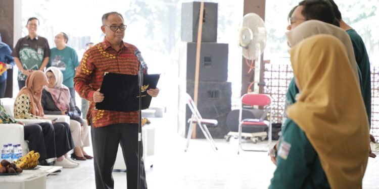Kukuhkan Pengurus Petani Milenial Sleman, Bupati Dorong Regenerasi dan Pertanian Modern Berbasis Teknologi