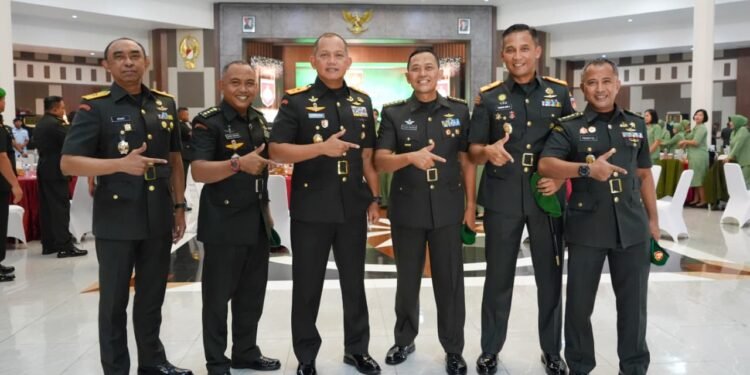 Amanah Berganti, Pengabdian Berlanjut, Pangdam IV/Diponegoro Pimpin Sertijab sejumlah Pejabat Kodam IV/Diponegoro