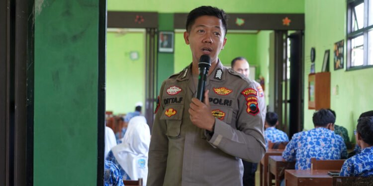 Polresta Batang dan Senopati Academy Latih 105 Siswa MAN Batang Bijak Gunakan AI