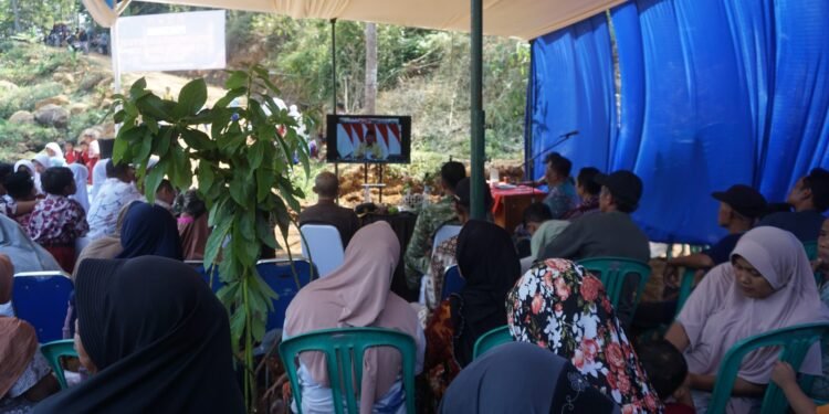 Impian Warga Desa Tambahrejo Akhirnya Terwujud, Jembatan Perintis Garuda Diresmikan