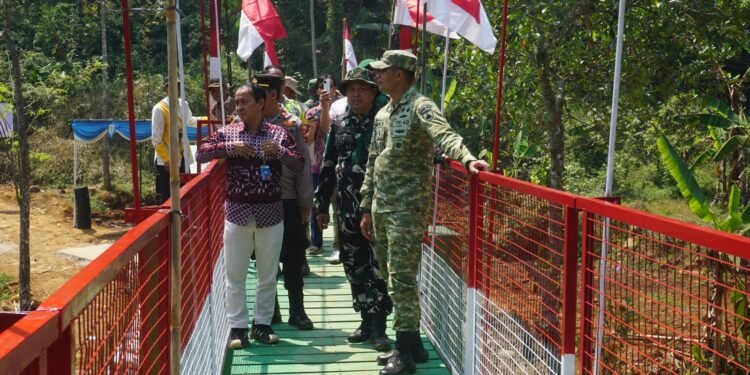 Impian Warga Desa Tambahrejo Akhirnya Terwujud, Jembatan Perintis Garuda Diresmikan